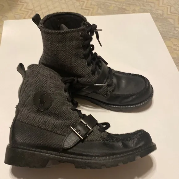 POLO RALPH LAUREN COMBAT BLACK AND GRAY BOOTS SIZE 6