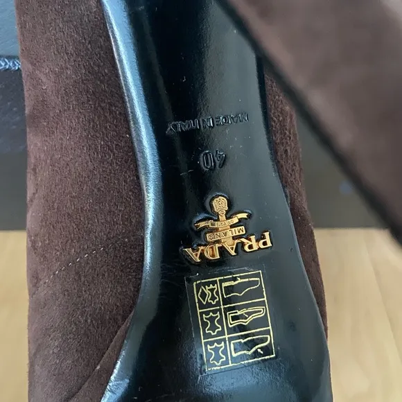 Prada Brown Suede Shoes size 40