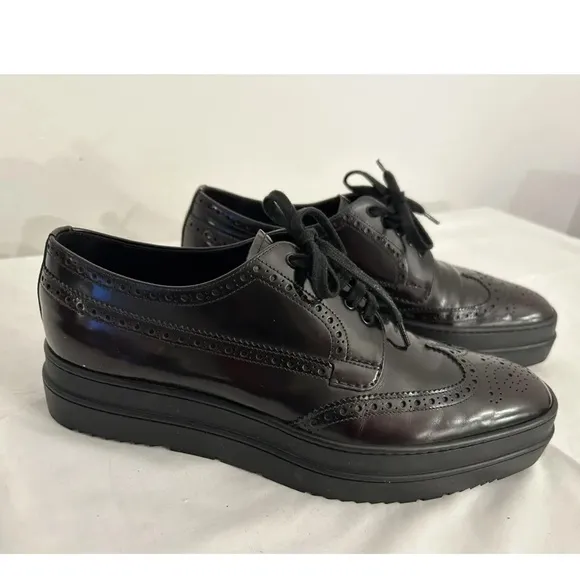 Prada Oxford Wingtip Platform Derby US 11 UK 10 Red Leather Brogue Lace Up