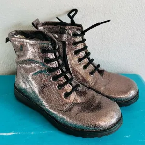 Primigi Girl’s Ariel Lace Up Industrial Style Booties Metallic Size 34 or 2.5