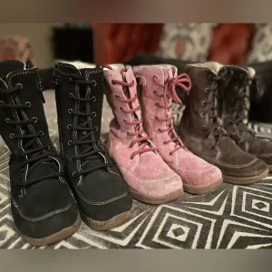 Primigi Suede Lace Up Girls Boots. Size EU 27 US 10.