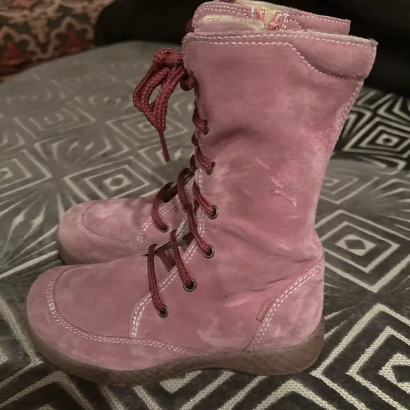 Primigi Suede Lace Up Girls Boots. Size EU 27 US 10.
