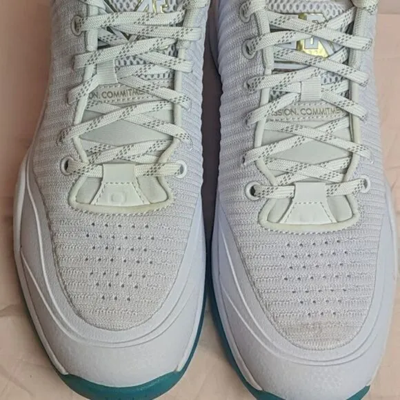 Q4 EM55-IV Basketball Shoes Snow White size 9.5