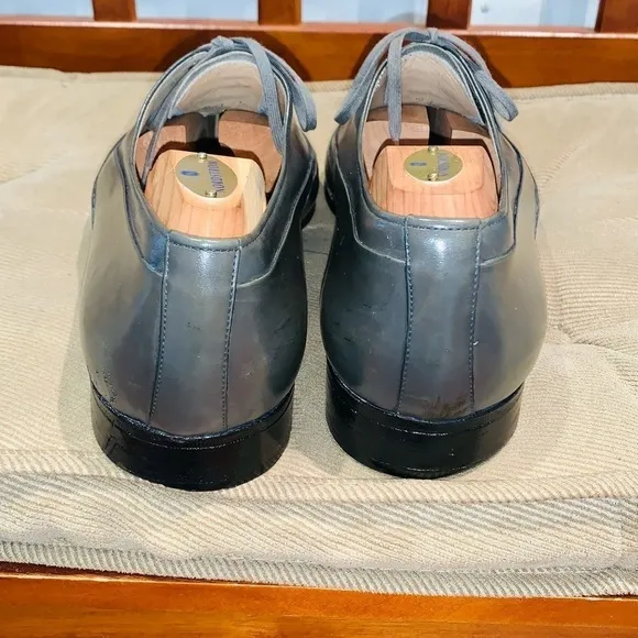 R Benedetto leather Wingtip Oxford.