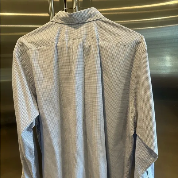 RALPH LAUREN button down! Classic and classy!!! Plaid, like NEW🕺see pic 4 more: