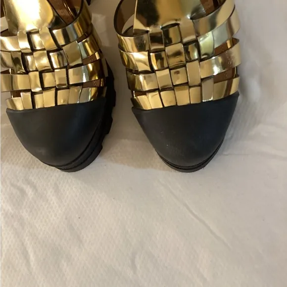 Ralph LaurenLeather Colorblock Pattern T-Strap Wedges