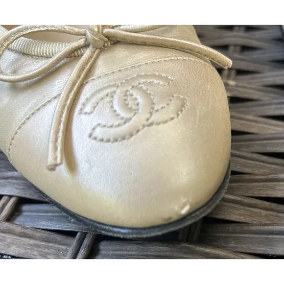 RARE CHANEL Cap Toe Ballerina Flats Shoes Size 37.5 Champagne Beige READ