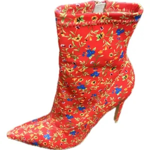 RAYE BOOTIE•MAGENTA WITH MULTI-COLORED FLOWERS•SIZE: 9