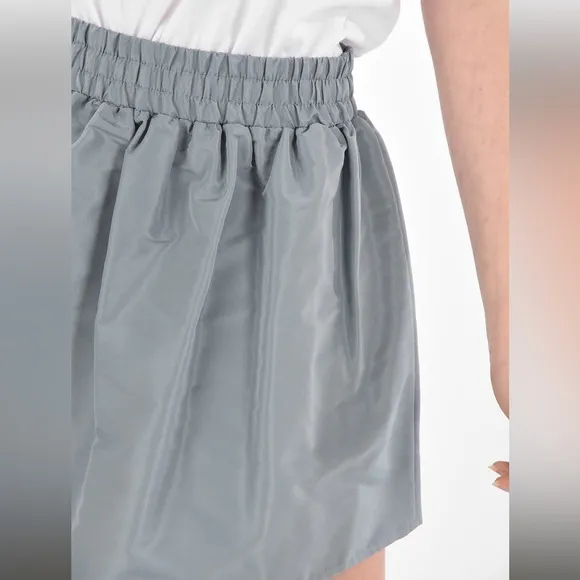 RED VALENTINO ELASTIC WAISTBAND FLARED MINI SKIRT Medium