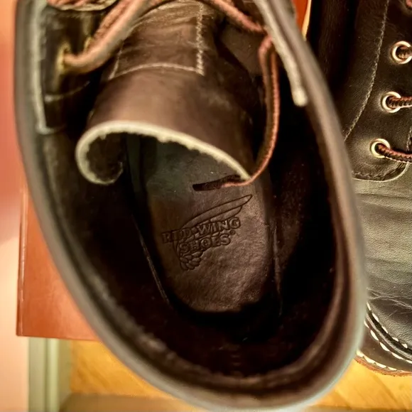 Red Wing Shoes Women’s 6 Inch Classic Moc