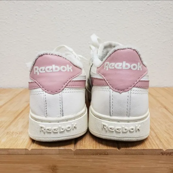 REEBOK Club C Classic White and Baby Pink Women's Size 8.5 Shoes