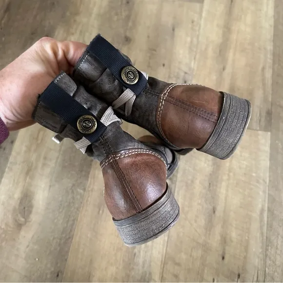 Rieker Payton Brandy Combat Newspaper Print Boots