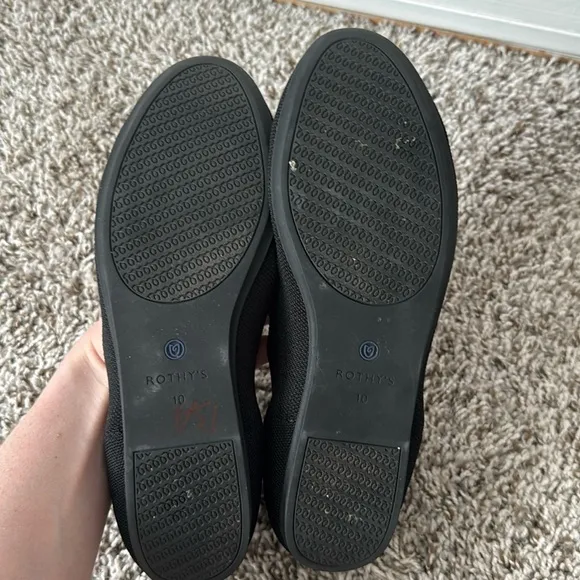 Rothys 10 The Flat Round Toe in Black