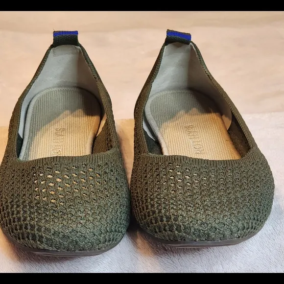 Rothy's Ballet Flats In Olive Green Size W8.5 Mesh-Style Uppers