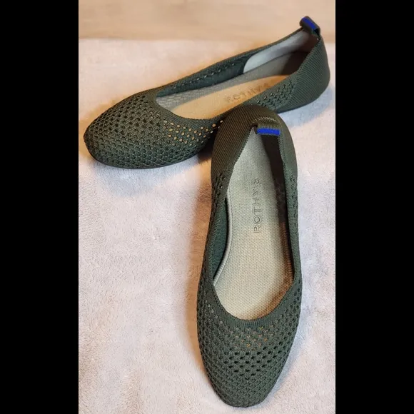 Rothy's Ballet Flats In Olive Green Size W8.5 Mesh-Style Uppers