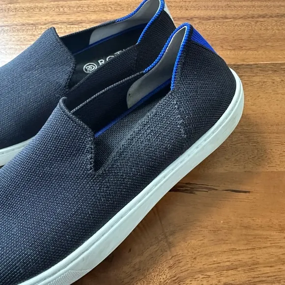 Rothy’s Black With Blue White Stripe Slip On Classic Sneaker Shoes Size 9