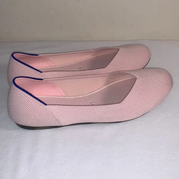 ROTHY’S BRAND NEW IN BOX SIZE 8.5 ROUND TOE SLIP ON FLATS