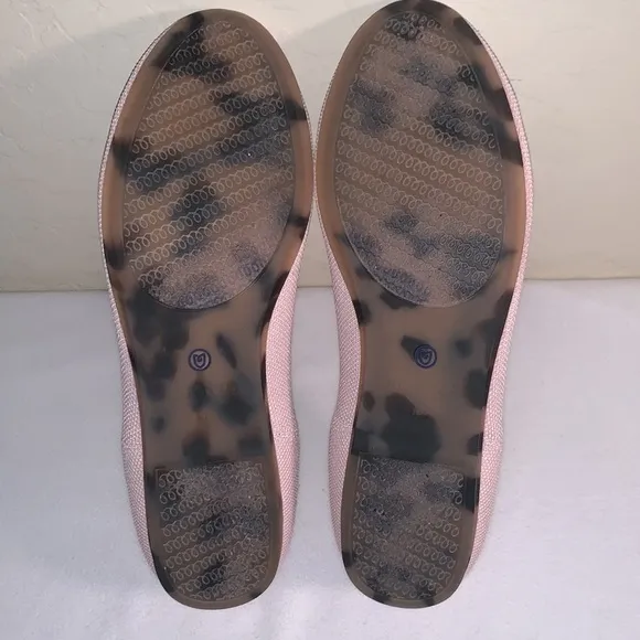ROTHY’S BRAND NEW IN BOX SIZE 8.5 ROUND TOE SLIP ON FLATS