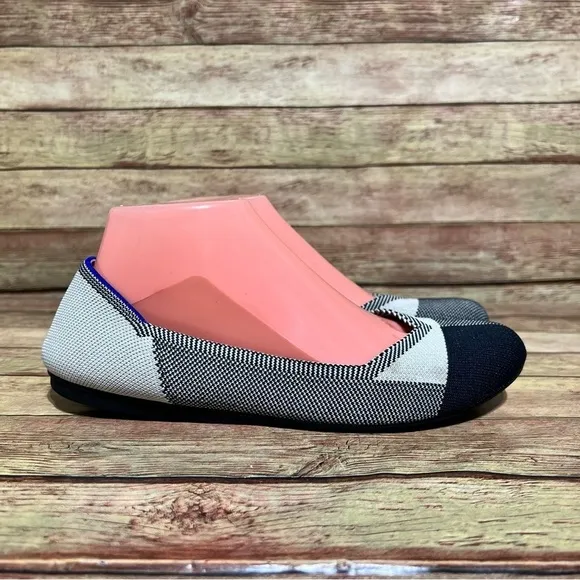 Rothy’s Captoe Round Flats