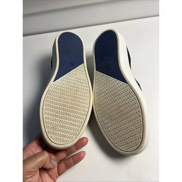 Rothy’s Classic Black  The Original Slip On Shoes 7.5 Womens Round Toe Classy