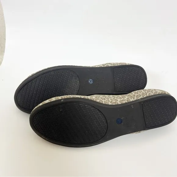Rothy’s Driftwood Spot Round Flats Size 9.5