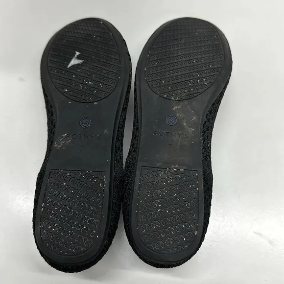 Rothys Honeycomb Slip On Washable Ballet Flats Round Toe Shoe Solid Black Size 7