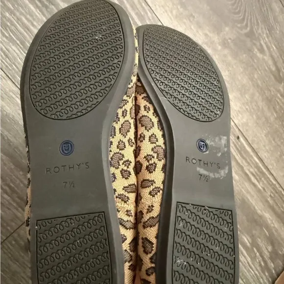 Rothy’s leopard print round toe flats