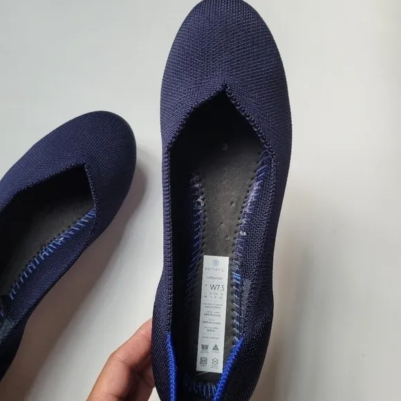 Rothy's Maritime Round toe Navy blue flats size W7.5.