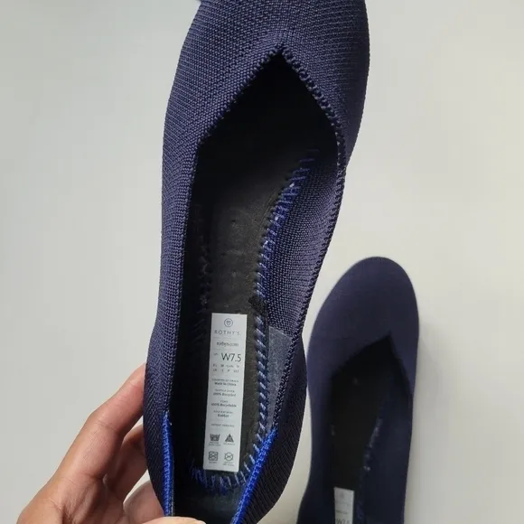 Rothy's Maritime Round toe Navy blue flats size W7.5.