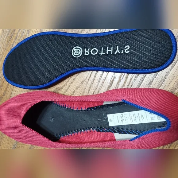 Rothy's retired hit pink round flats size 10.5