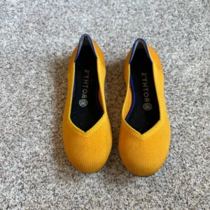 ROTHY'S The Flat in Lemon Drop Ballet Flats Round Toe Slip On US 8.5 RETIRED