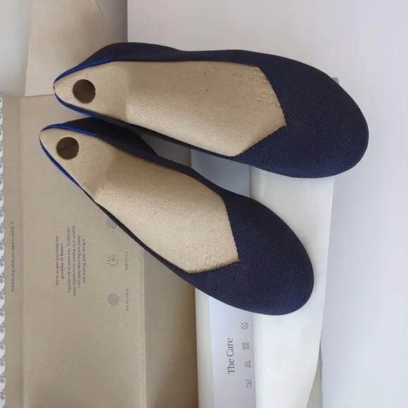 Rothy's The Flat Maritime Navy Round Toe Flats size 8 Retired in Box