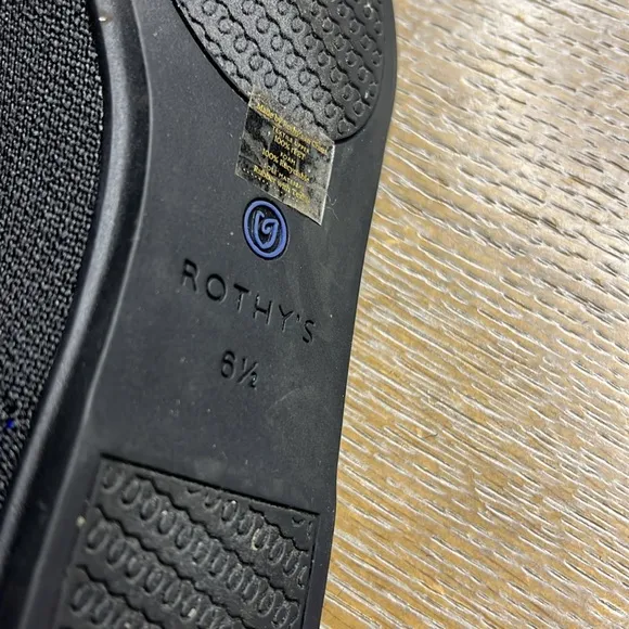 ROTHY’S Women's Round Toe Solid Black Flats Shoes 6.5