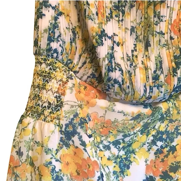 Sachin   Babi Floral Dress Size 4 Sleeveless Floral Ruffle Hem Bow Back Dress