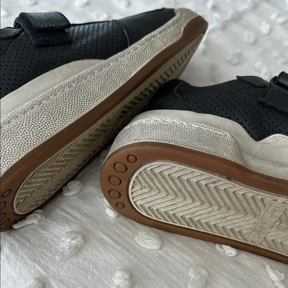 Saint Laurent Black Leather ‘SL24’ used-look sneakers