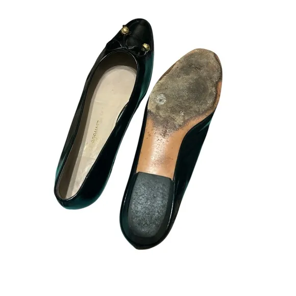 Salvatore Ferragamo black patent flats shoes 8 1/2 AAAA brand
