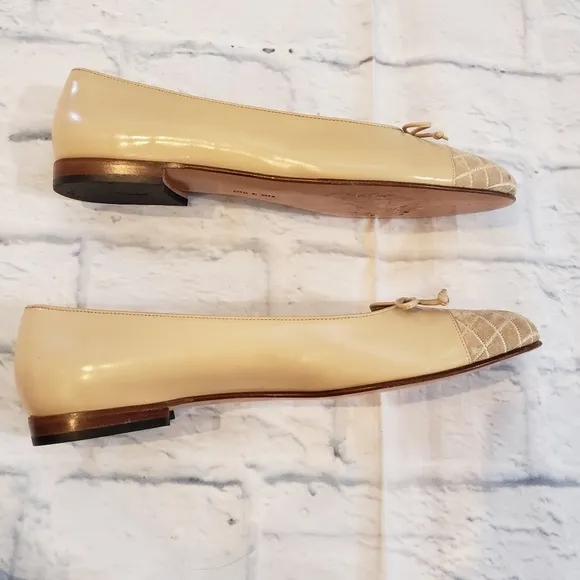 Salvatore Ferragamo Tan Leather &amp; Suede Quilted Flats Women’s Size 8 2A