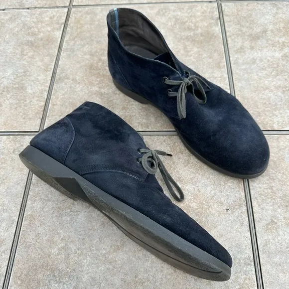 SALVATORE FERRAGAMOSuede Lace-Up Boots