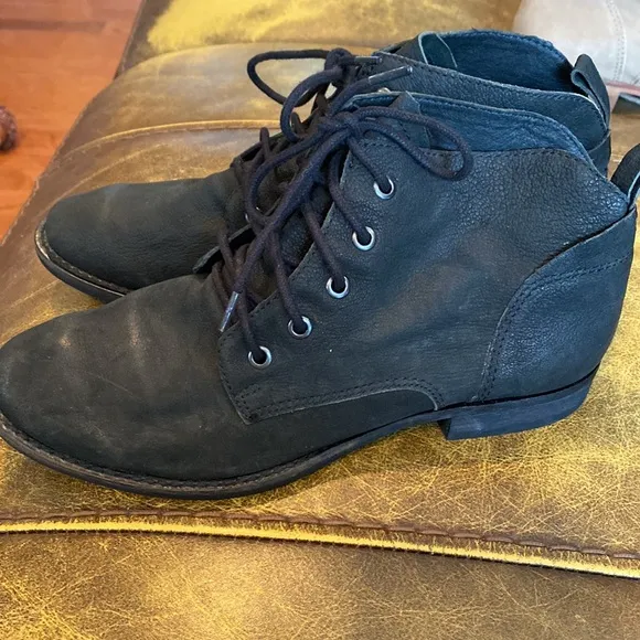 Sam Edelman black leather lace up ankle boots