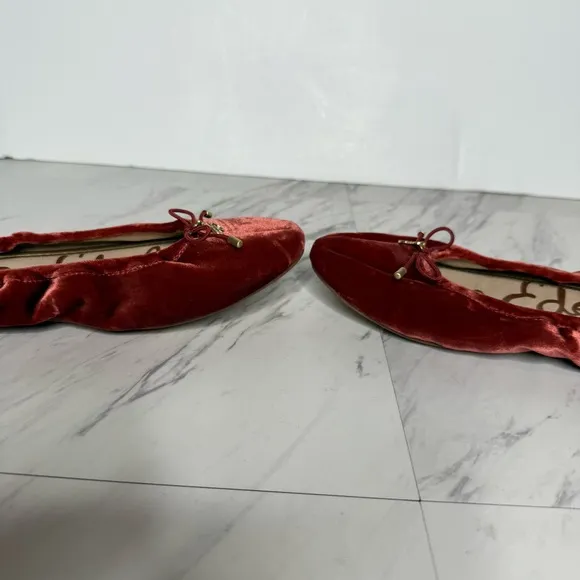 Sam Edelman Felicia Red Crushed Velvet Ballet Flat 7 1/2 M