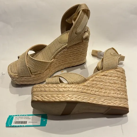 Sam Edelman NWT Vaughn Open Toe Wedges in a Tan color.
