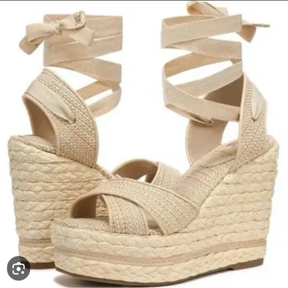 Sam Edelman NWT Vaughn Open Toe Wedges in a Tan color.