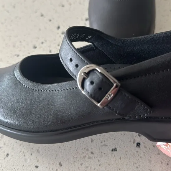 SAS Black Classic Leather Mary Jane Shoes Comfortable Women’s Size 4 Made in USA