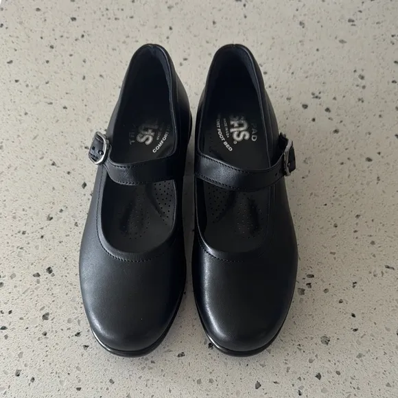 SAS Black Classic Leather Mary Jane Shoes Comfortable Women’s Size 4 Made in USA