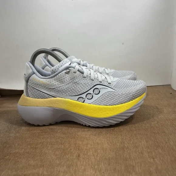 Saucony Kinvara Pro Women Size 7 Grey Running Shoes Sneakers