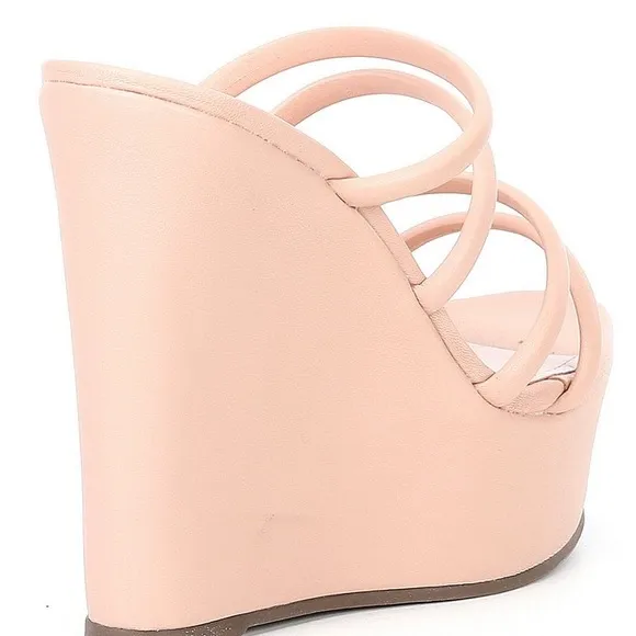 Schultz pink wedges