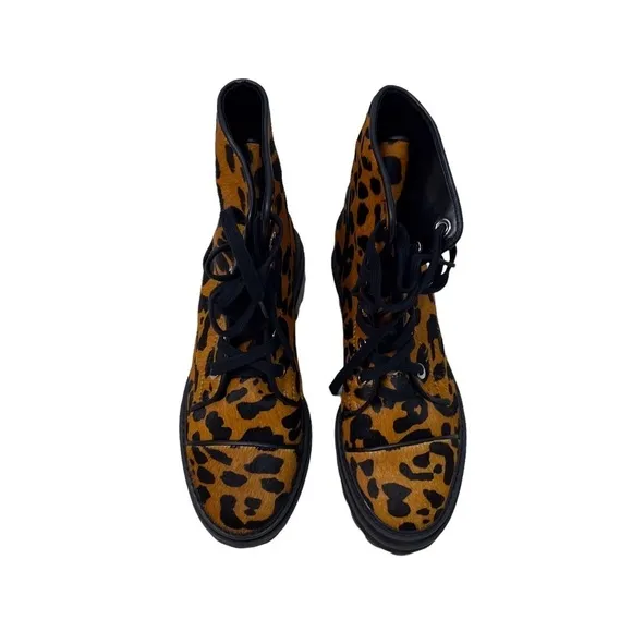 Schutz Maylova Animal Print Boots Lace Up Size 8 Leopard Print Block Heel