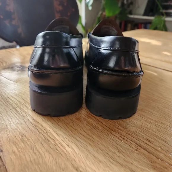 Sebago Womens Dan Lug Loafer Moccasins Black Full Grain Leather Size 10.5 NEW