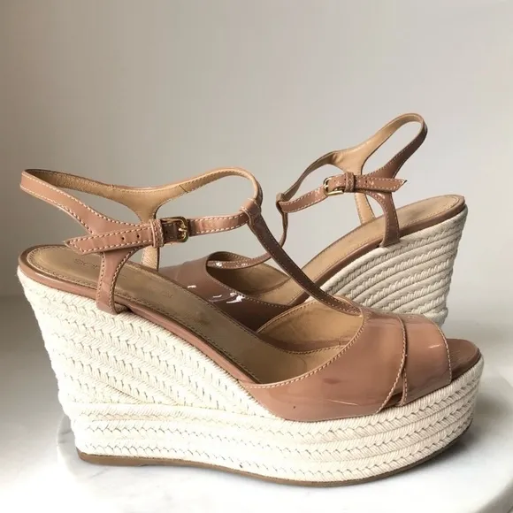 SERGIO ROSSI Nude Patent Leather T Platform Wedges