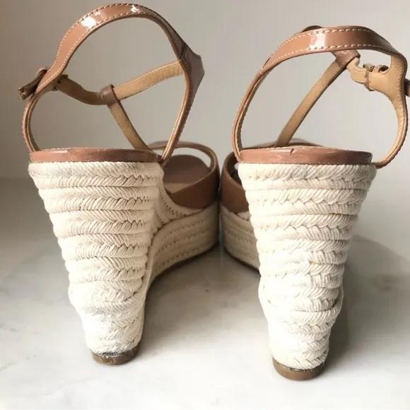 SERGIO ROSSI Nude Patent Leather T Platform Wedges